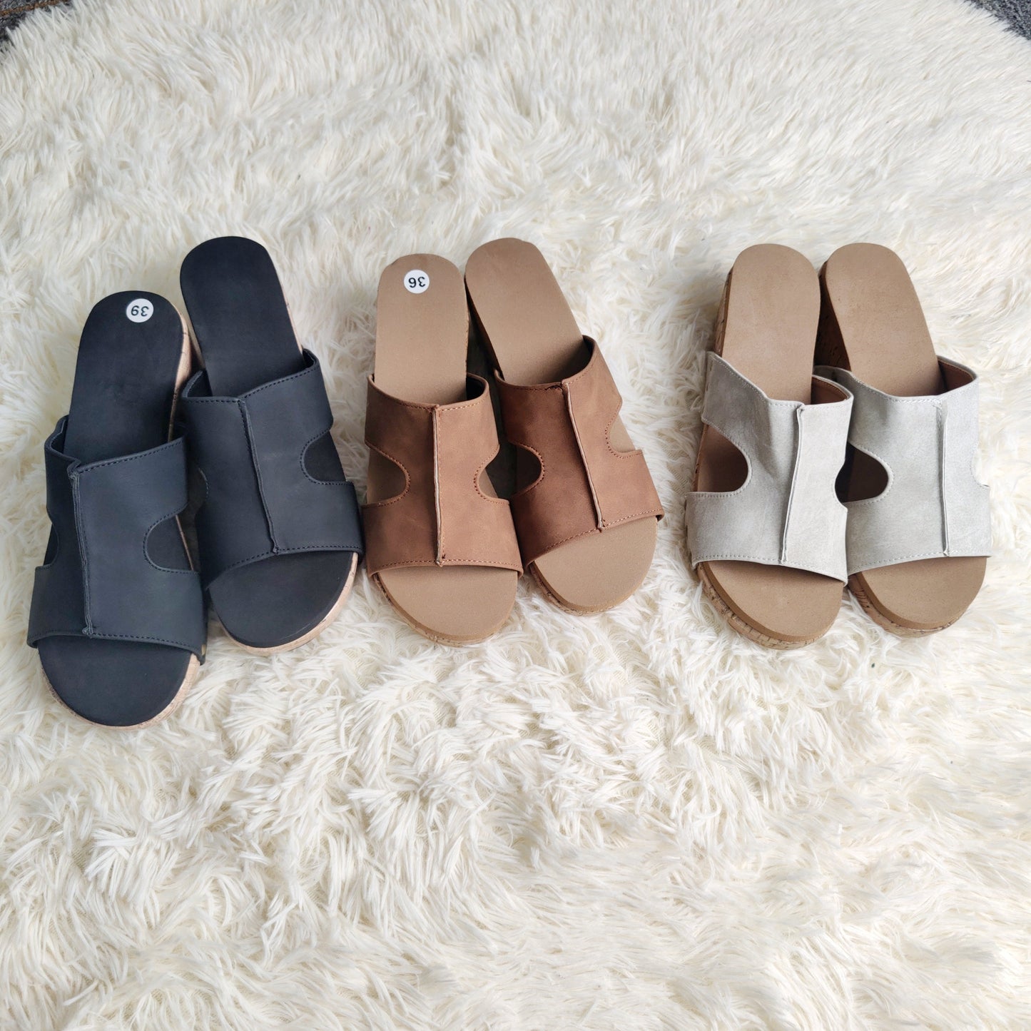 Best Selling Light Sole Stud Sandals