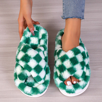 Checkerboard furry slippers