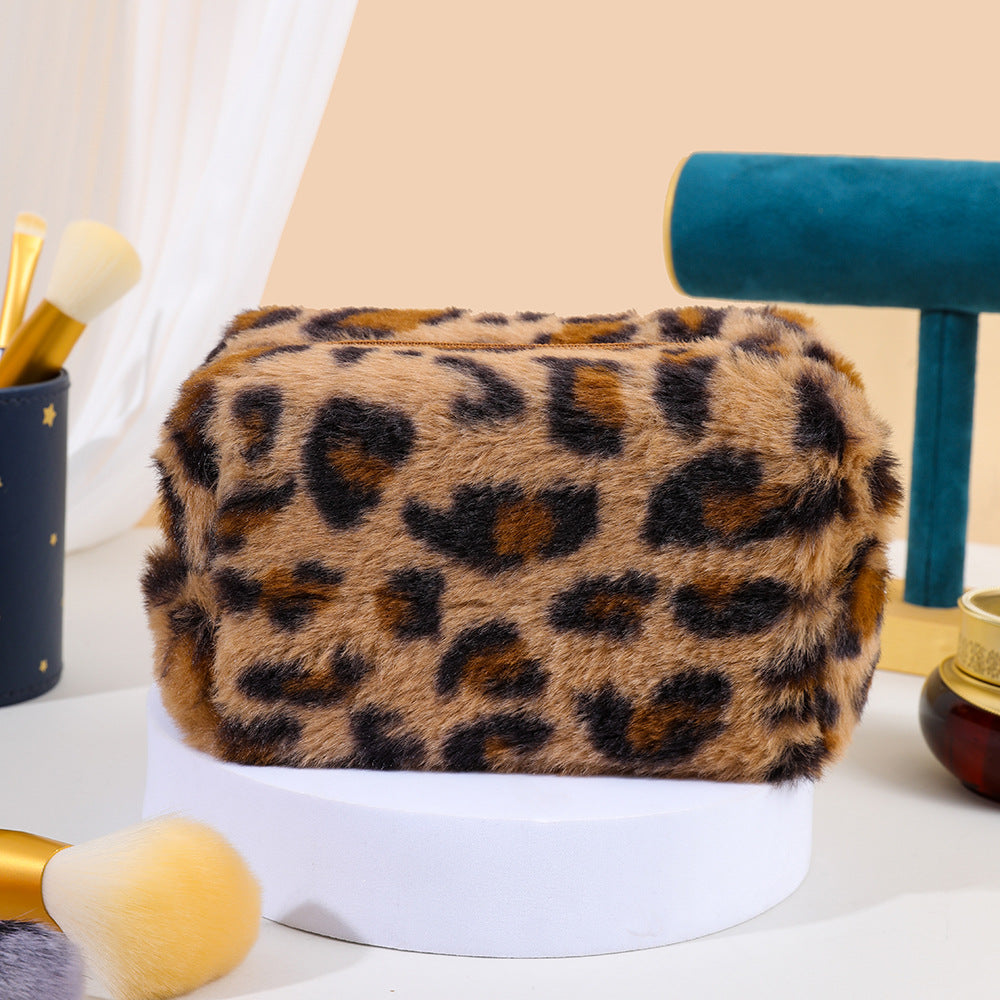 Leopard Print Zipper Plush Cosmetic Bag