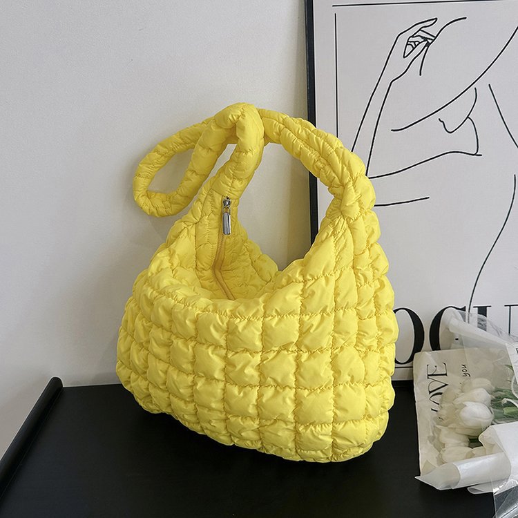 Quilted Zipper Large Shoulder Bag